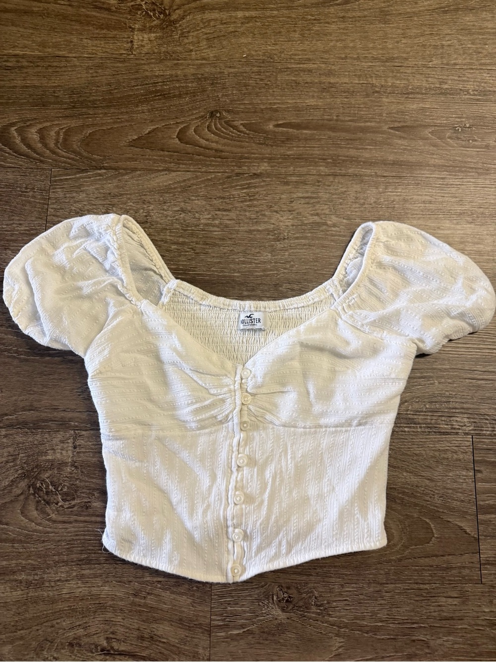 Hollister White Button-Front Crop Smocked Blouse